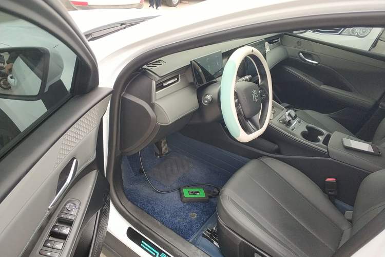 Used BYD Qin PLUS 2025 DM-i Smart Drive 55KM Leading Model