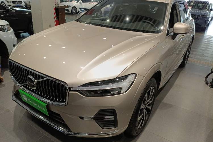 Used Volvo XC60 2024 B5 4x4 Smart Luxury Edition