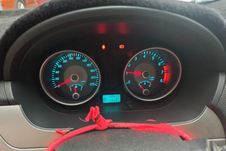 Used Buick Excelle 2013 1.5L Automatic Classic Model
