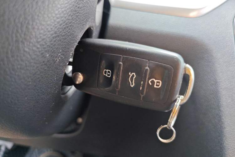 Used Jetta VA3 2019 1.5L Automatic Enjoyment Edition Interior 1