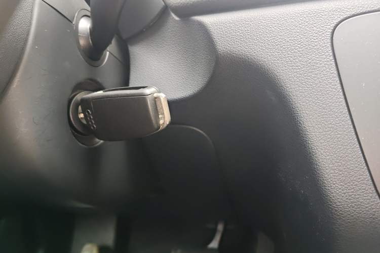 Used Audi Q3 2016 30 TFSI Collector's Edition Comfort Model
