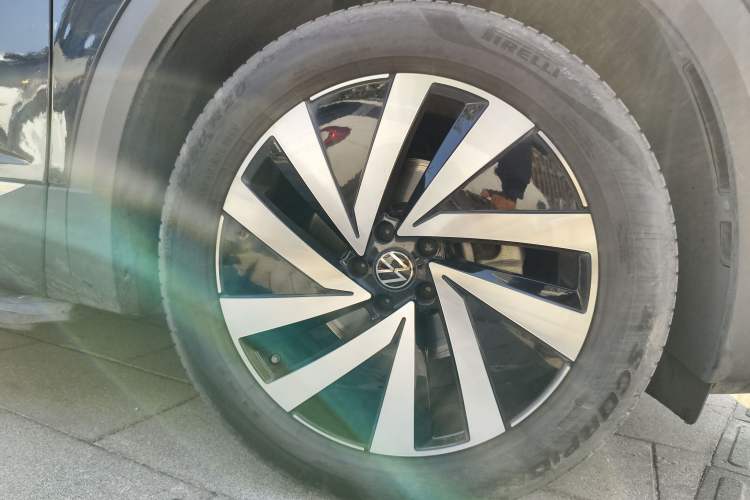 Used Volkswagen Talagon 2021 380TSI Four-Wheel Drive Luxury Premium Edition Pro Right Front Wheel Hub