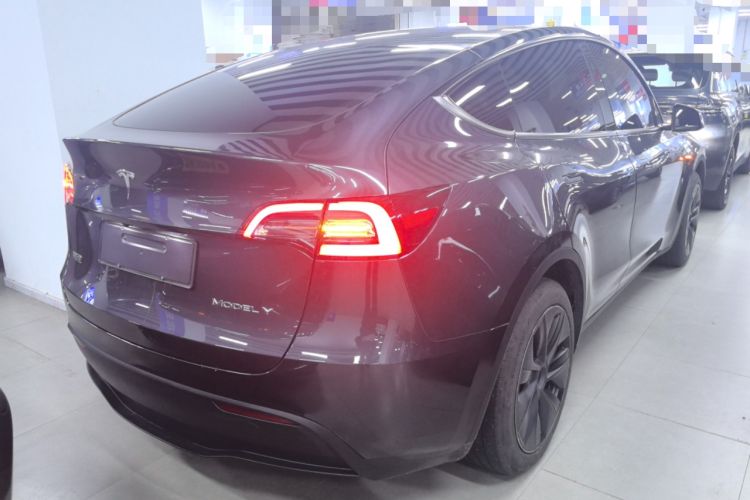 Used Tesla Model Y 2024 Rear-Wheel-Drive Version Rear Right 45 Deg