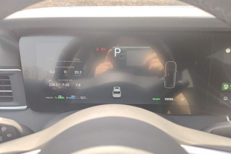 Used Li Auto ONE 2020 Extended-Range 6-Seater Version Instrument Cluster