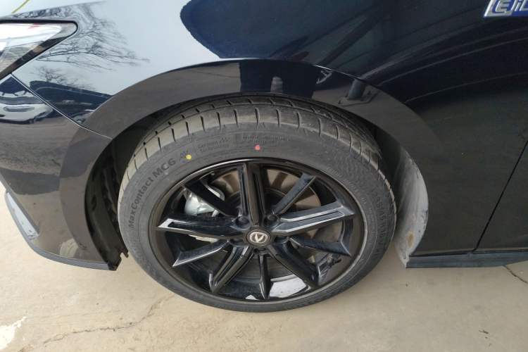 Used CHANGAN UNI-V iDD 2023 Zhidian iDD 1.5T 113km Smart & Fun Version (Rapid Edition)