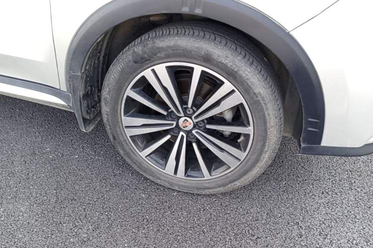 Used Roewe RX5 New Energy 2017 eRX5 50T Hybrid Connected Prestige Flagship Edition
