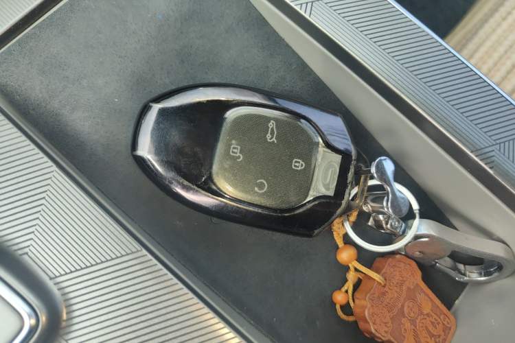 Used GAC Trumpchi EMKOO 2022 1.5T Supernova Pro Edition Vehicle Key