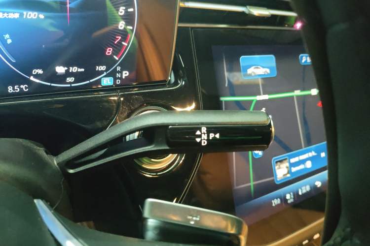 Used Mercedes-Benz E-Class New Energy 2024 E 350 e L Plug-in Hybrid Sedan
