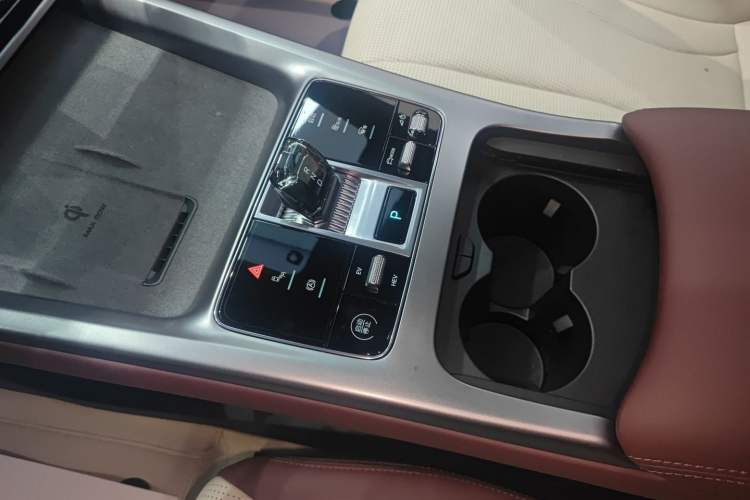 Used BYD Seal 2023 DM-i 1.5T 121km Prestige Model