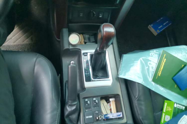 Used Toyota Prado 2014 4.0L Automatic TX-L NAVI
