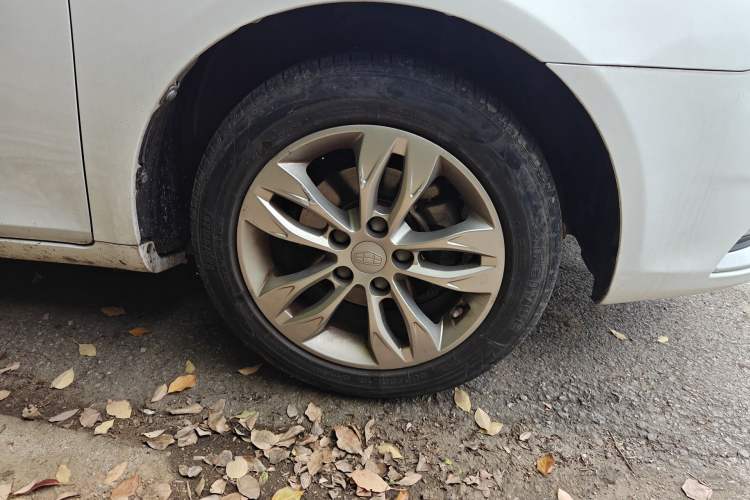 Used Geely Auto Emgrand 2016 Sedan 1.5L Manual Upward Edition
