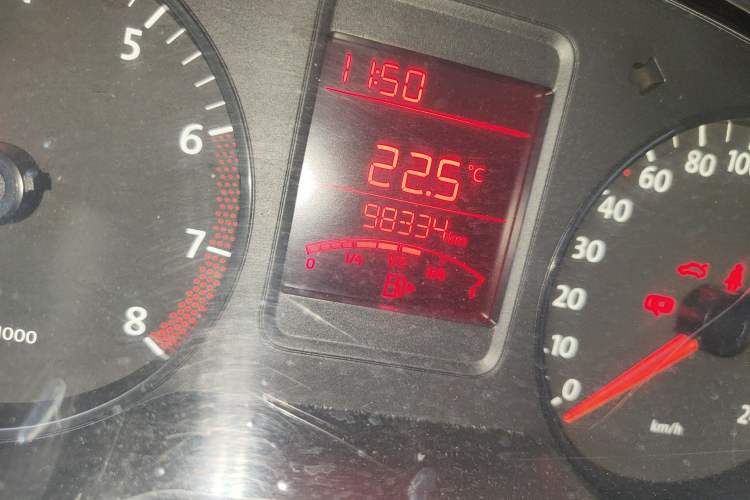 Used Volkswagen Polo 2013 1.4L Manual Fashion Edition Odometer Close Up