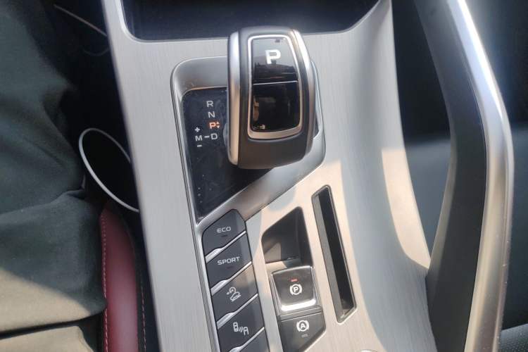 Used Geely Auto Coolray 2020 PRO 260T DCT Knight
