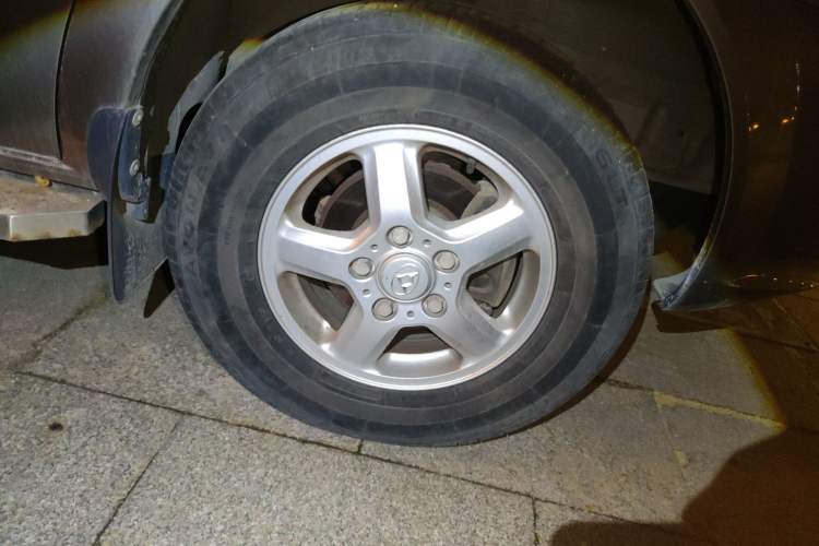 Used SAIC MAXUS Xintu V80 