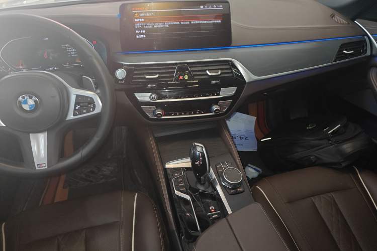 Used BMW 5 Series 2022 Second Facelift 530Li xDrive M Sport Package
