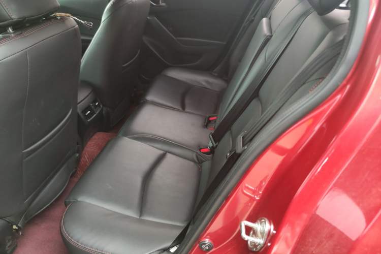 Used Mazda Mazda 3 Axela 2019 Cloud-Controlled Sedan 1.5L Automatic Luxury Model China VI Standard