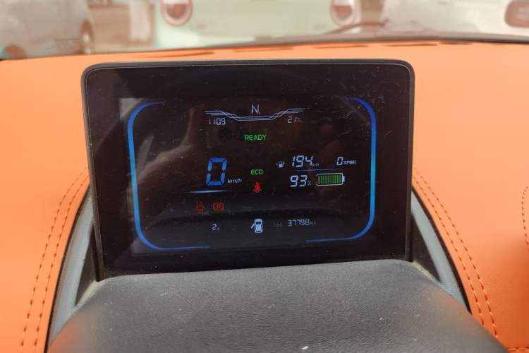 Used CHANGAN NEVO Lumin 2022 210km Sweet Edition Instrument Cluster