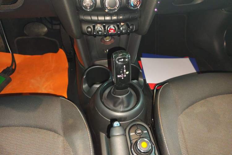 Used MINI MINI 2018 1.5T ONE Five-Door Edition