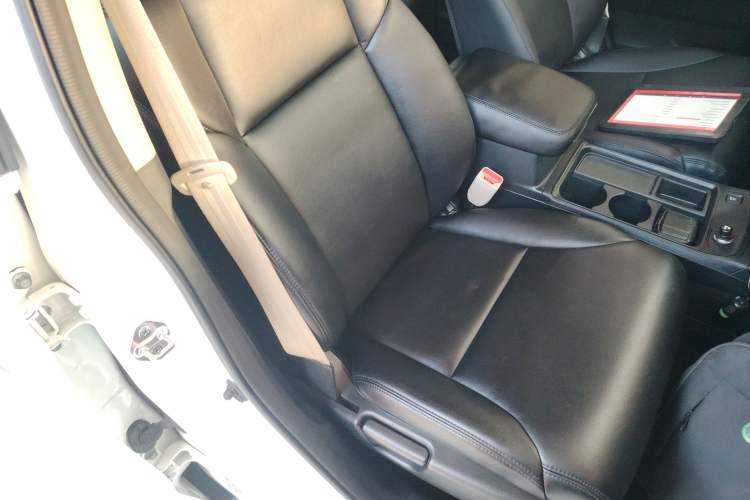 Used Honda CR-V 2016 2.0L two-wheel drive Urban Edition
