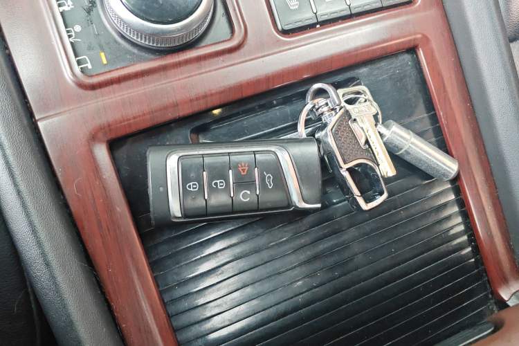 Used GAC Trumpchi GS8 2017 320T Four-Wheel Drive Luxury Smart Connectivity Version (7 Seats)