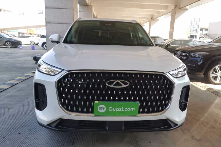 Used Chery Tiggo 8 L 2024 2.0T Two-Wheel-Drive Luxury Version 7 Seats
