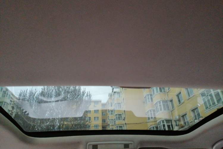 Used Volkswagen Golf 2017 230TSI Automatic Comfort Edition – Celebrating Milestone of One Million Units Headliner