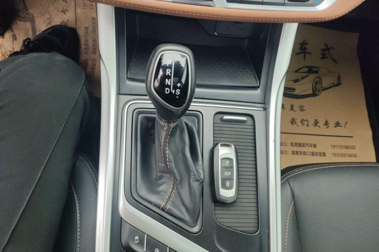 Used Geely Auto Vision X6 2018 1.4T CVT 4G Connected Flagship Edition