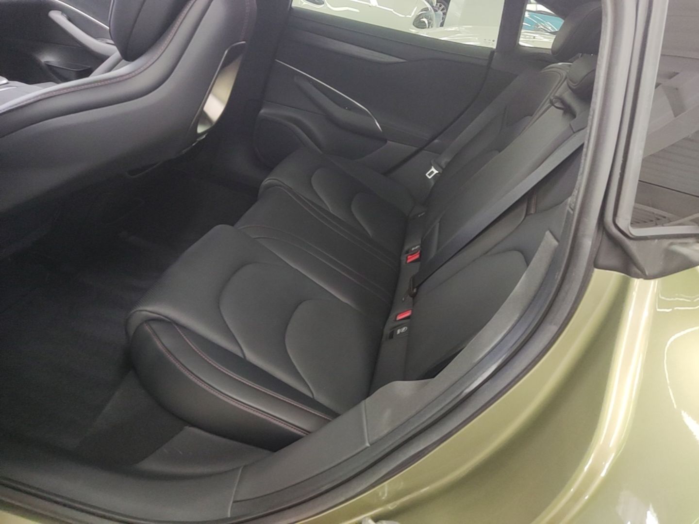 Xiaomi Auto SU7 2024 Rear-Drive Long-Range Intelligent Driving Version — снимка 20