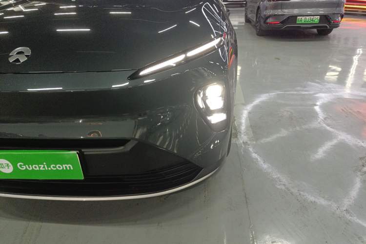 Used Nio ES8 2024 75 kWh Executive Edition Left Front Headlight