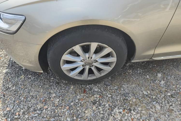 Used Audi A6L 2014 30 FSI Technology Model Exterior 4