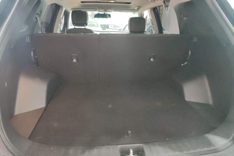 Used Hyundai ix35 2019 2.0L Automatic 2WD Zhiyong·Changxiang Edition China VI Standard Trunk