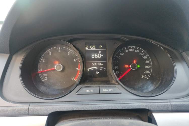 Used Volkswagen Lavida 2015 1.6L Automatic Fashion Edition