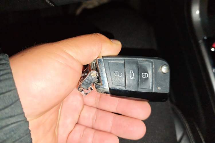 Used Volkswagen Passat 2017 280TSI DSG Luxury Edition Vehicle Key