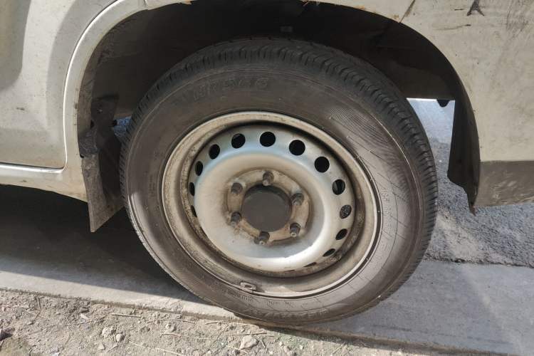 Used Karry Jiangtun 2022 Jiangshun No.1 Ultra-Performance Edition by Guoxuan Hi-Tech Right Front Wheel Hub