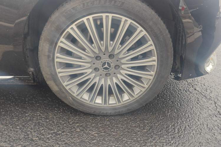 Used Mercedes-Benz E-Class 2020 E 300 L Stylish Model