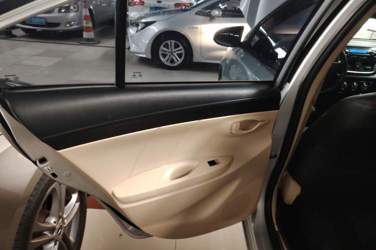 Used Toyota YARiS L Zhi Xiang 2017 1.5E CVT Dynamic Edition
