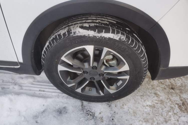 Used Geely Auto Vision X3 2019 Upgraded Model 1.5L Manual Elite Version
