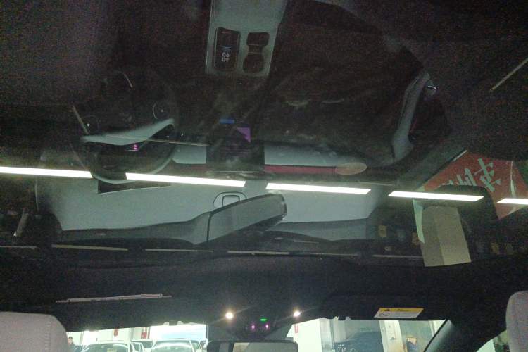 Used Nio ET5T 2024 75kWh Touring Headliner