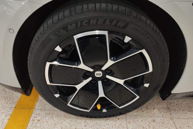 Used Xiaomi Auto SU7 2024 Rear-Drive Ultra-Long Range Advanced Pro-Level Intelligent Driving Version