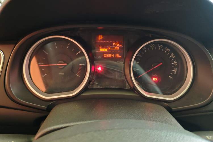 Used Citroen C3-XR 2018 1.6L Automatic Fashion Model Instrument Cluster