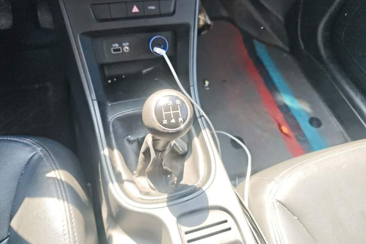 Used Roewe 360 2015 1.5L Manual Luxury Edition
