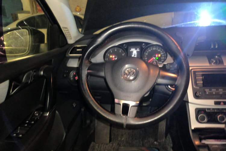 Used Volkswagen Magotan 2013 1.8TSI Comfort Model