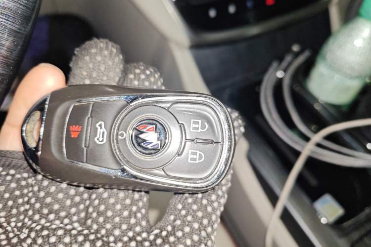 Used Buick GL8 2022 ES Landtrek 653T Luxury Edition
