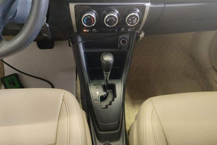 Used Toyota YARiS L Zhi Xuan 2016 Revised 1.5E CVT Charming Edition