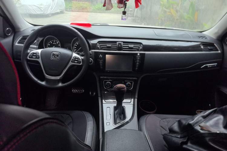 Used Zotye T600 2015 2.0T DCT Prestige Edition
