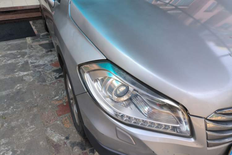 Used Suzuki S-Cross 2014 1.6L CVT Two-Wheel Drive Elite Version
