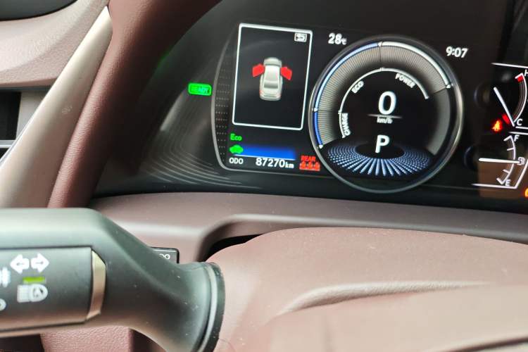 Used Lexus ES 2020 300h Premier Edition
