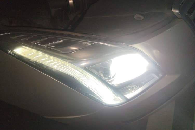 Used Cadillac XTS 2014 28T Comfort Version