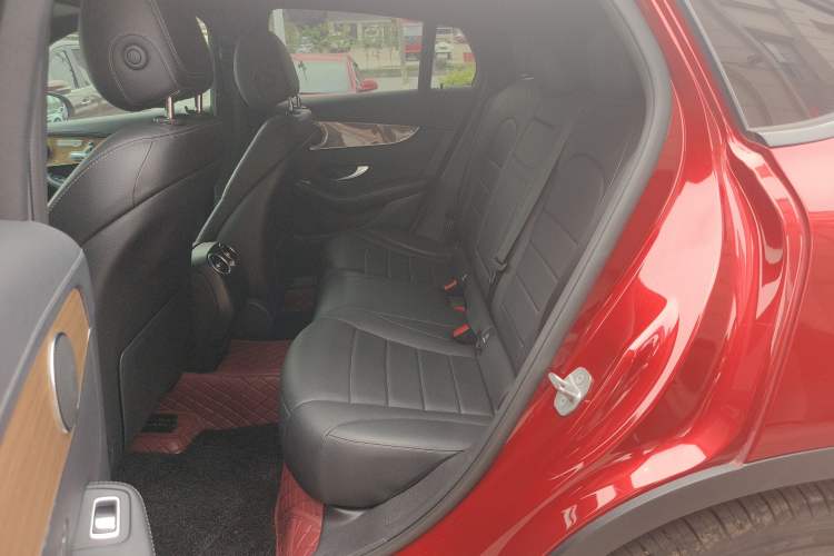 Used Mercedes-Benz GLC Coupe 2019 GLC 260 4MATIC Coupe SUV Left Rear Seat