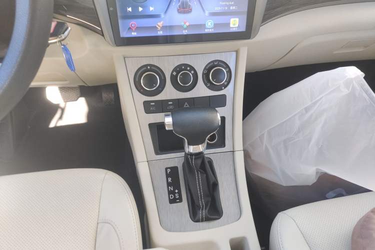 Used Yema Spica 2022 1.5L CVT Luxury Version